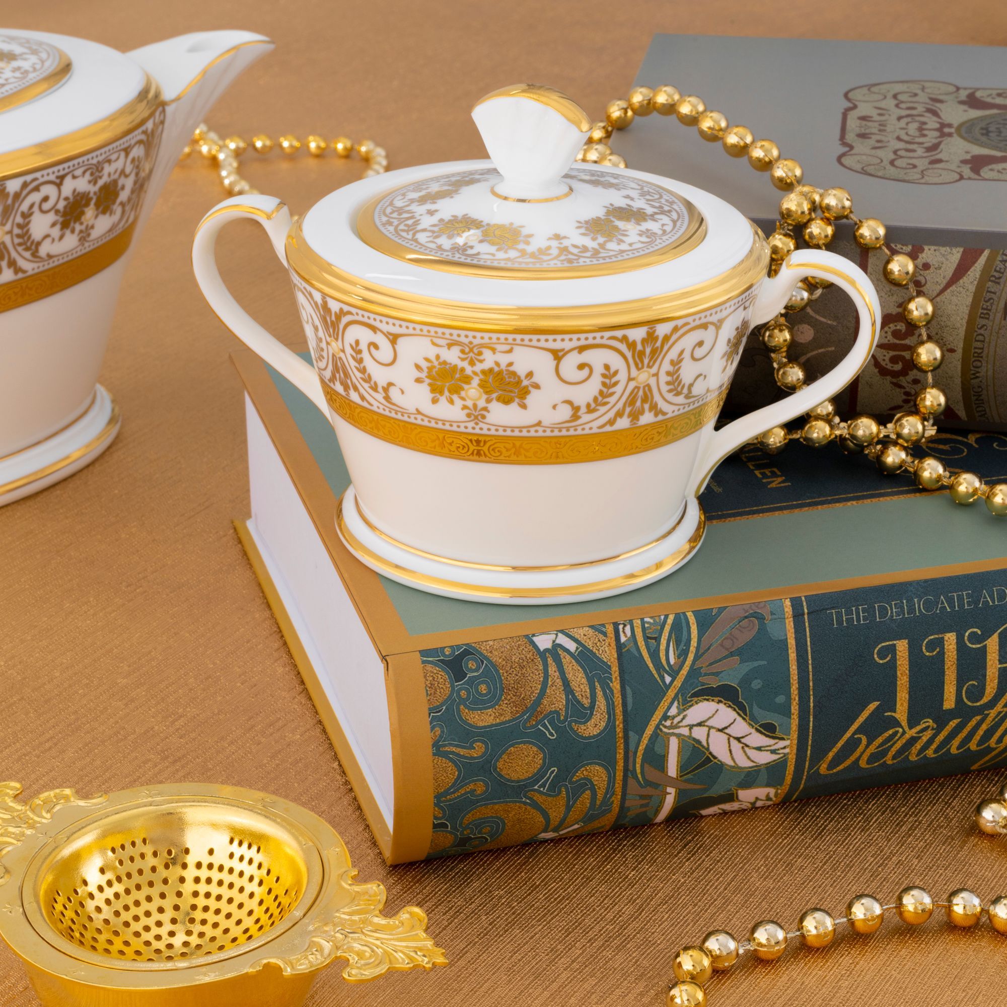 Bộ ấm chén uống trà (ấm 1.440ml, chén 220ml) 15 món sứ xương Nhật Bản | Noritake Georgian Palace 4858J - T017L