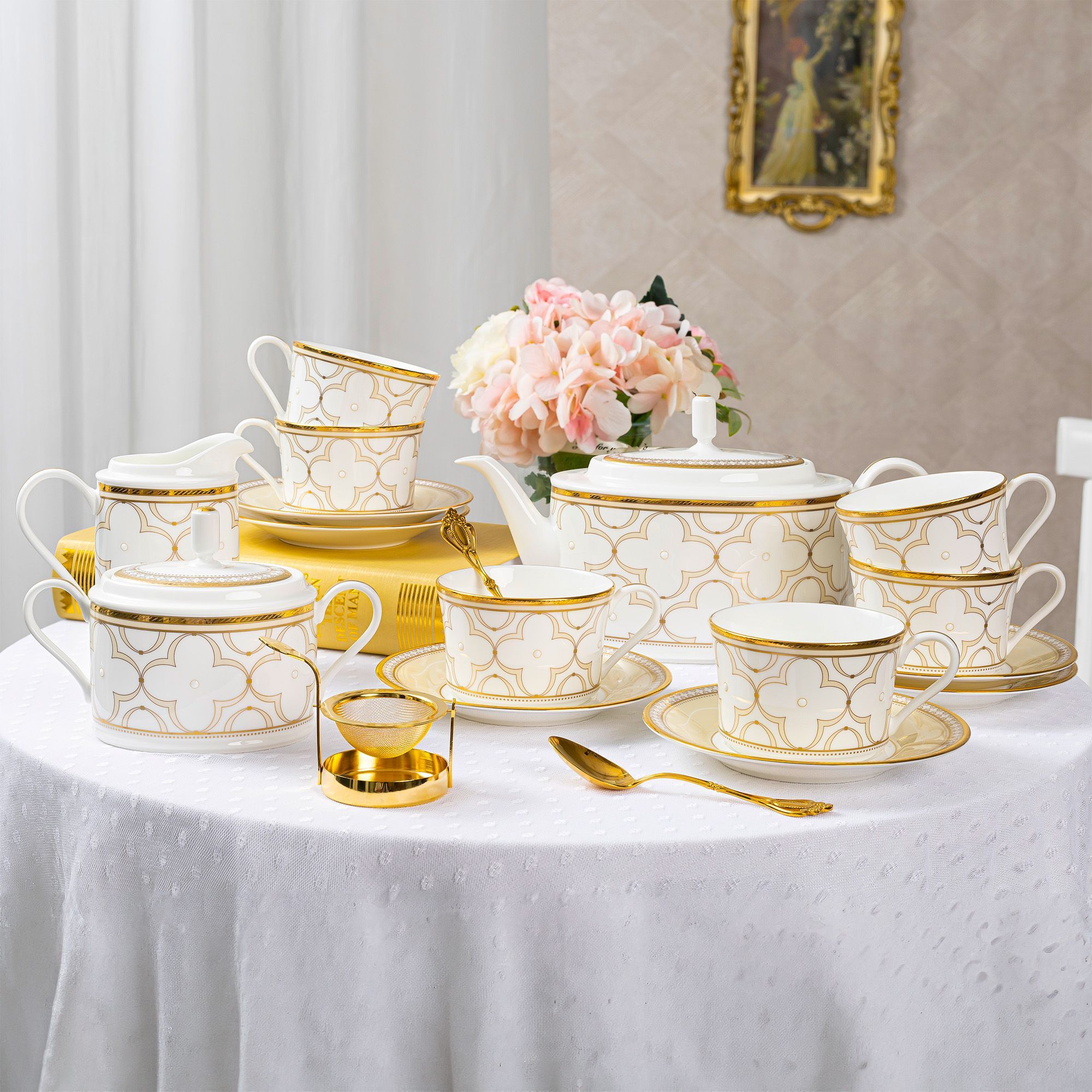 Bộ ấm chén uống trà (ấm 1.250ml, chén 245ml) 15 món sứ xương | Noritake Trefolio Gold 4945L - T017A