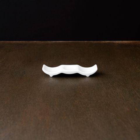  Dụng cụ gác đũa & thìa (gác đũa muỗng) dài 10,8cm sứ trắng | Noritake Art Stage 4257L - 91831 