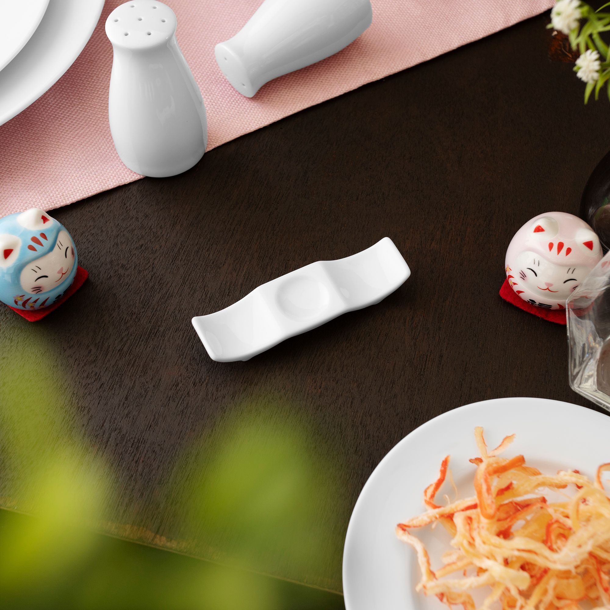 Dụng cụ gác đũa & thìa (gác đũa muỗng) dài 10,8cm sứ trắng | Noritake Art Stage 4257L - 91831