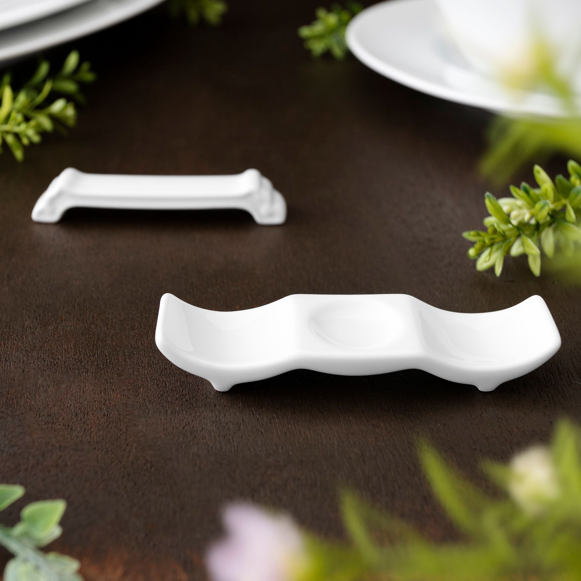 Dụng cụ gác đũa & thìa (gác đũa muỗng) dài 10,8cm sứ trắng | Noritake Art Stage 4257L - 91831