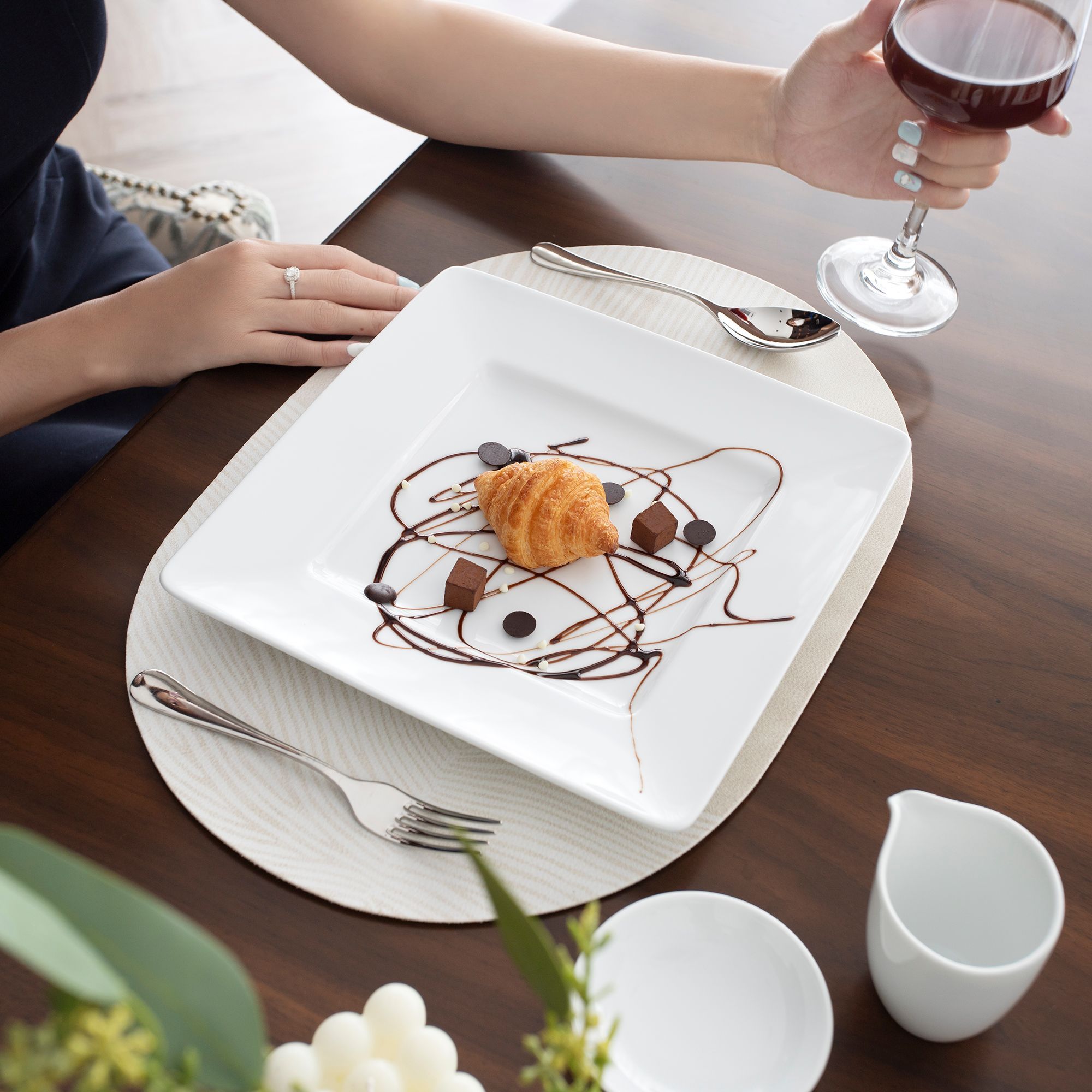 Đĩa vuông cỡ vừa cạnh dài 24,7cm sứ trắng | Noritake Art Stage 1609L - 91135