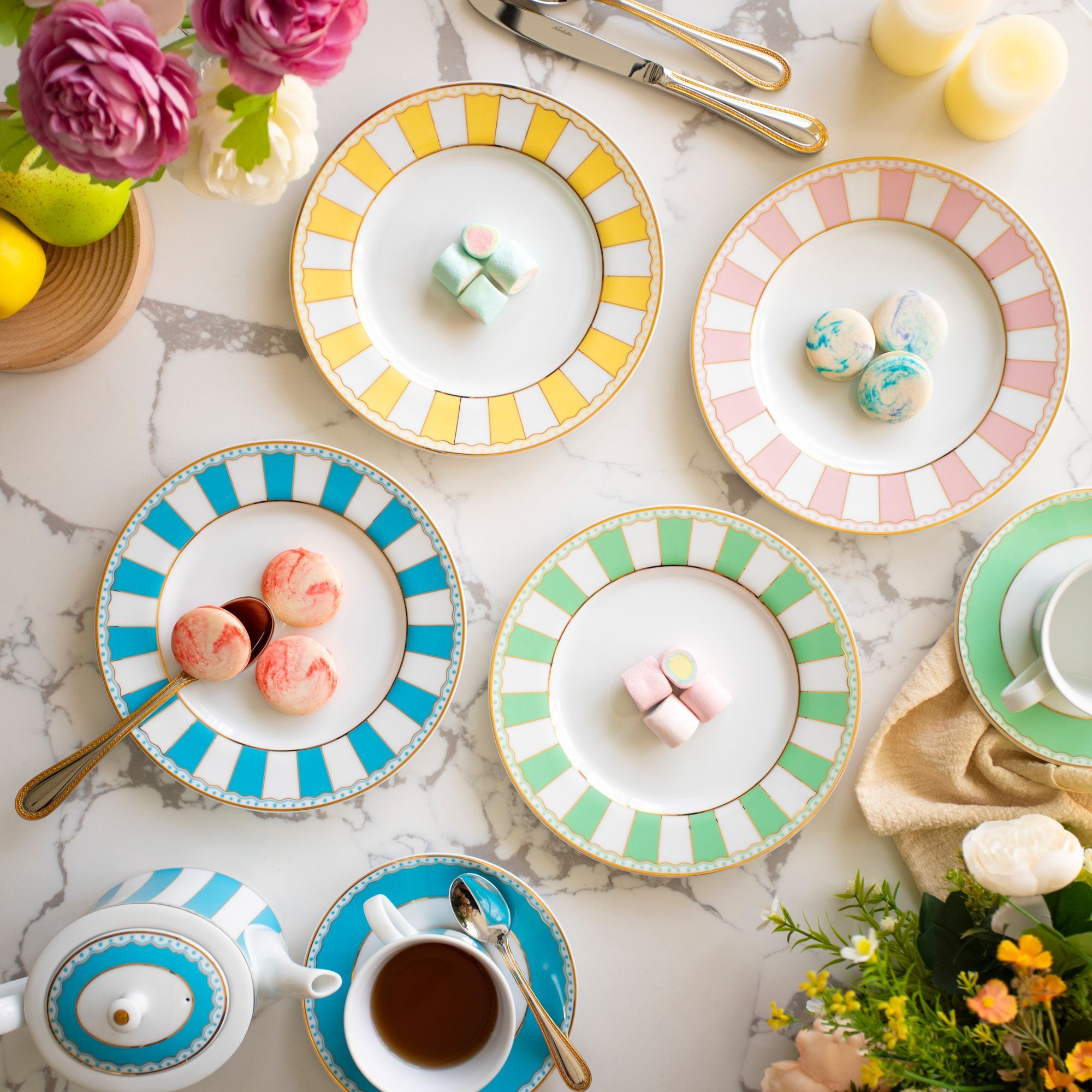 Bộ 02 đĩa tròn cỡ vừa 21cm (hồng pastel) sứ trắng | Noritake CRNIVL Pink M-249L - Q002M