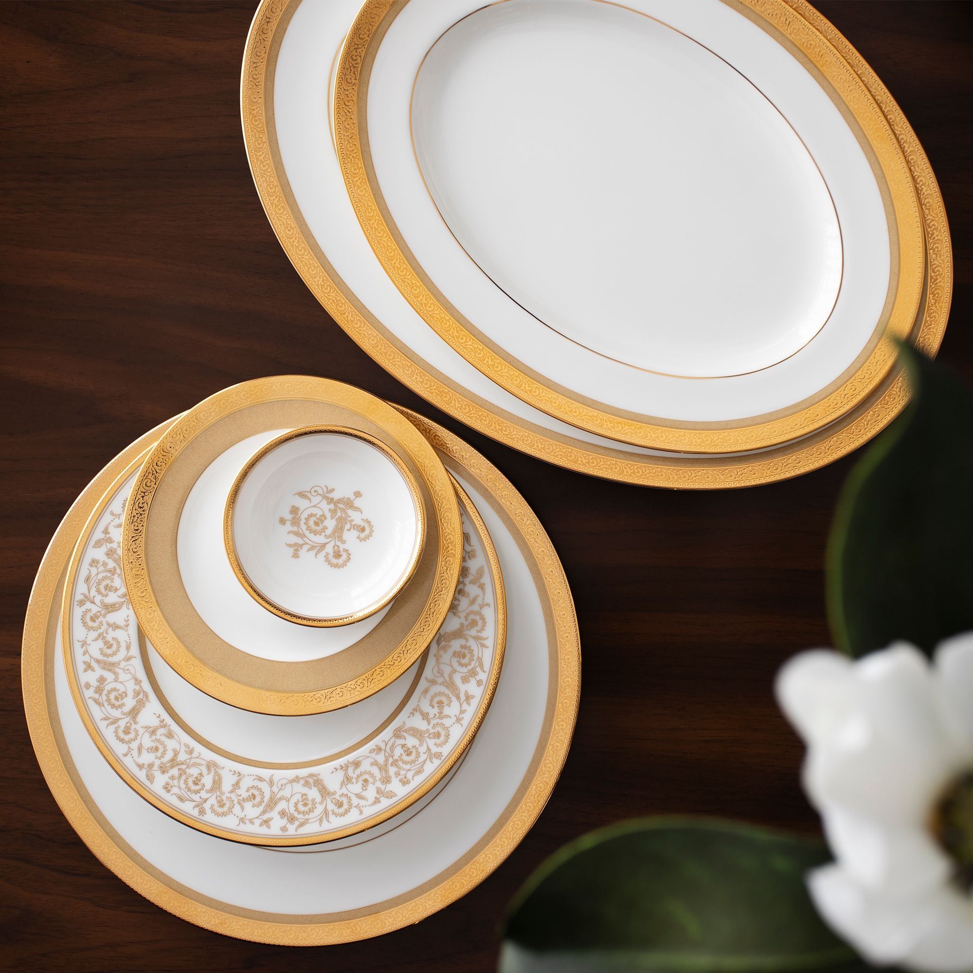 Bộ bát đĩa ăn châu Á đầy đủ 38 món (cho 6 người) sứ xương | Noritake Summit Gold 4912L - D038AC