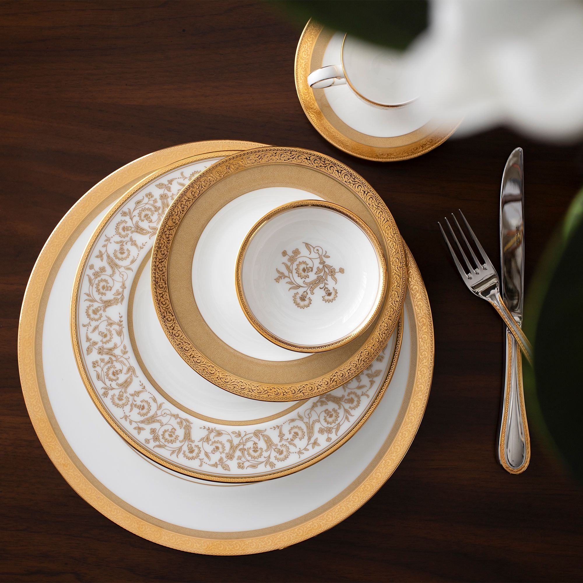 Bộ bát đĩa ăn châu Á đầy đủ 38 món (cho 6 người) sứ xương | Noritake Summit Gold 4912L - D038AC