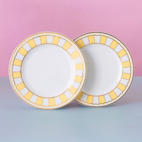  Bộ 02 đĩa tròn cỡ nhỏ 16,3cm (vàng pastel) sứ trắng | Noritake CRNIVL Yellow M-250L - Q002N 