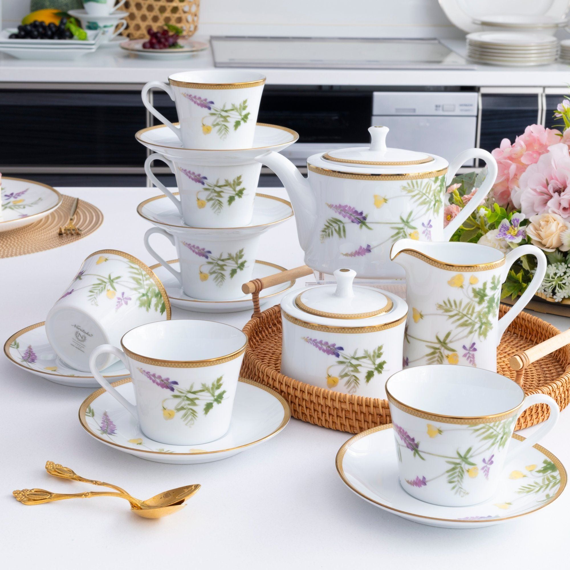 Bộ ấm chén uống trà chiều (ấm 630ml, chén 250ml) 6 món sứ trắng | Noritake New Morning 1738L - T07A