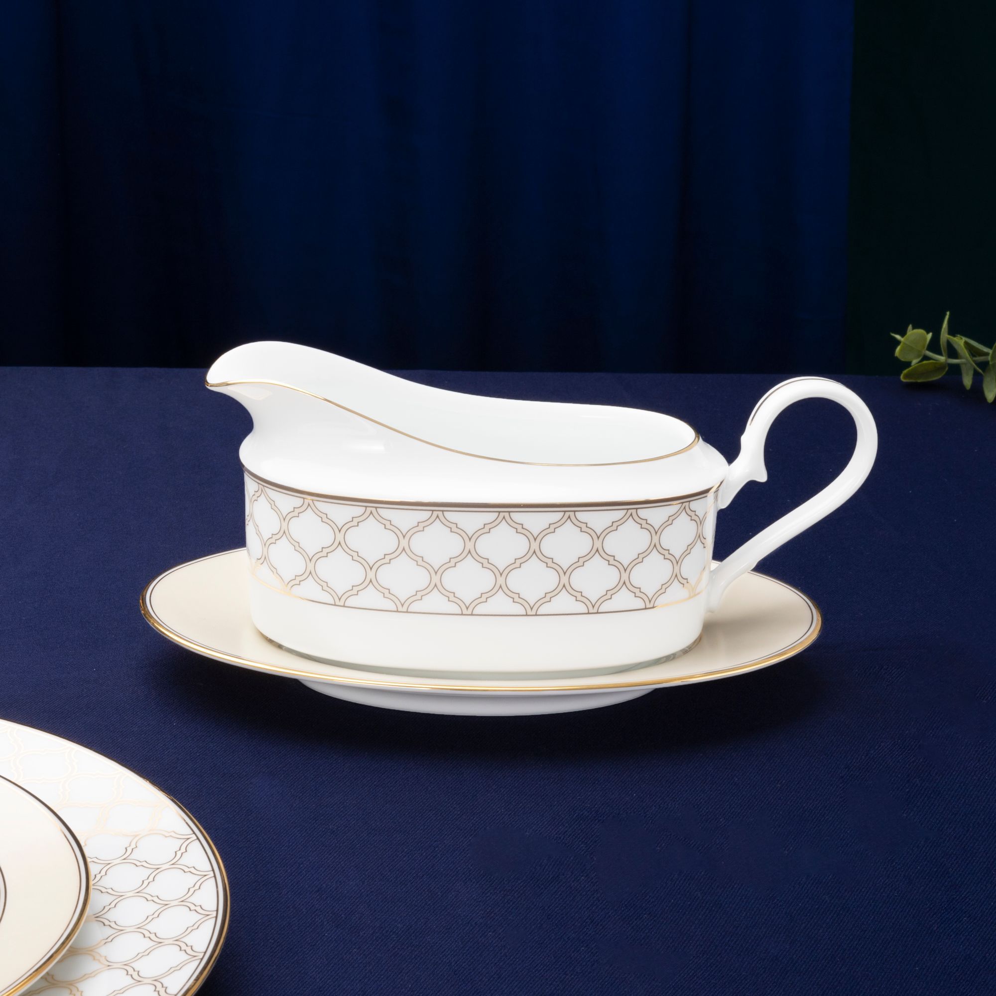 Bộ đĩa ăn kiểu Âu 22 món (cho 6 người) sứ trắng | Noritake Eternal Palace Gold 1728L - D024AM