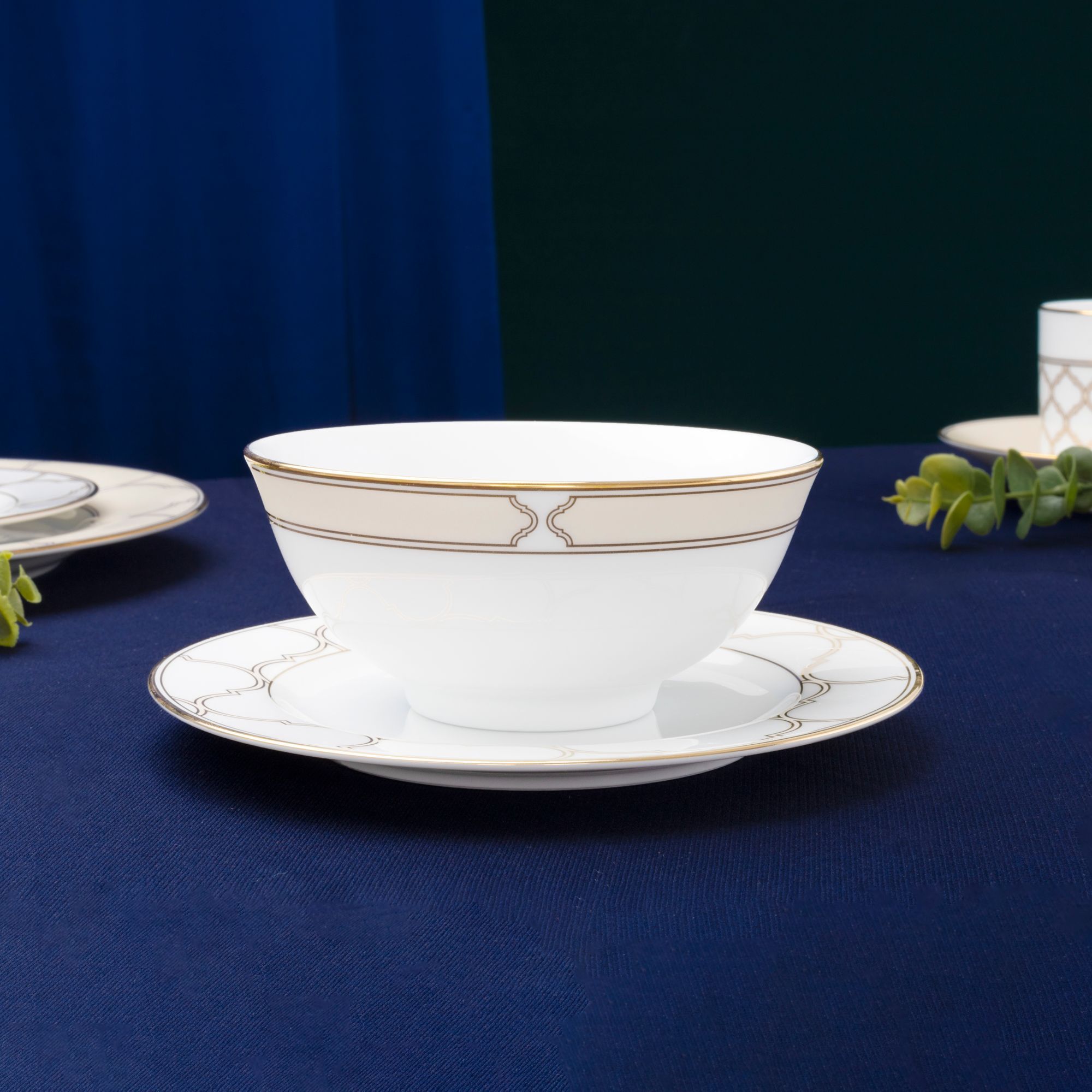 Bộ bát đĩa ăn châu Á đầy đủ 38 món (cho 6 người) sứ trắng | Noritake Eternal Palace Gold 1728L - D038AB