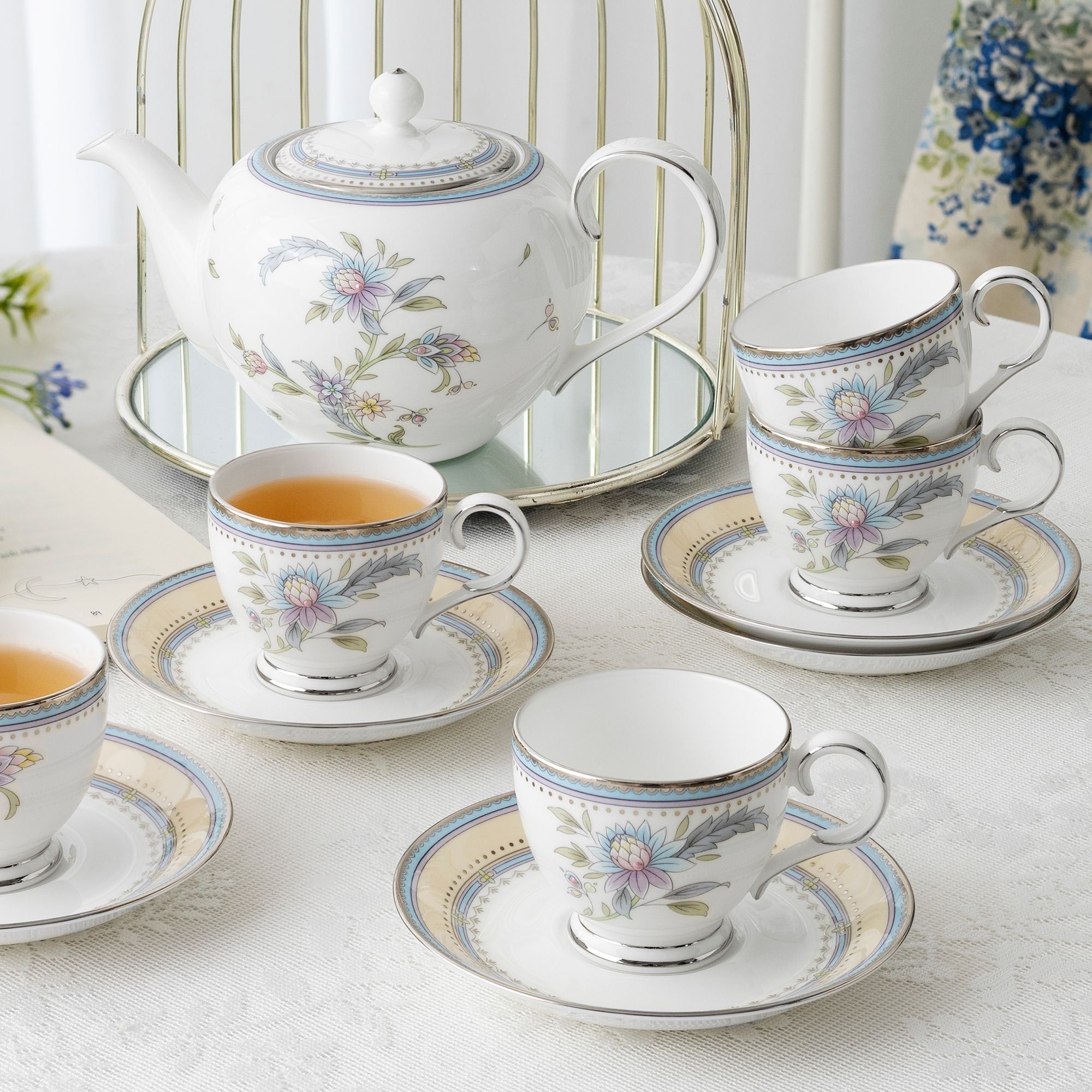 Bộ ấm chén uống trà nhỏ (ấm 650ml, chén 105ml) 13 món sứ xương | Noritake Jardin Fleuri 4910L - T014S