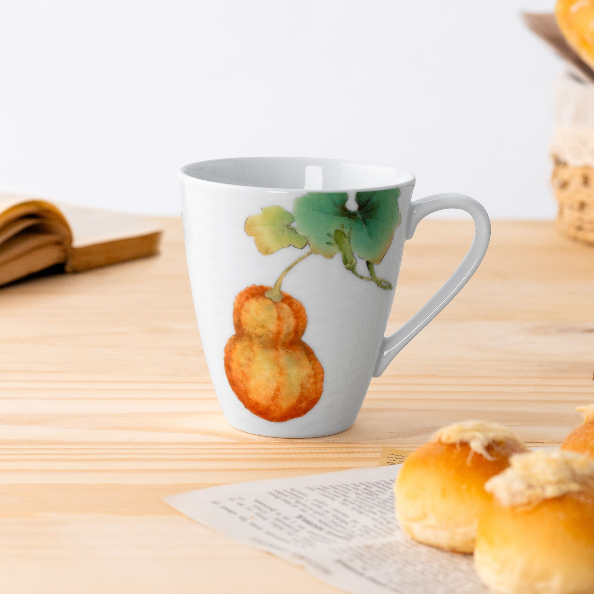 Cốc (ly) uống nước, cà phê 295ml (họa tiết bí đỏ) sứ trắng | Noritake Kyoka Shunsai 1620-6L - 94555C