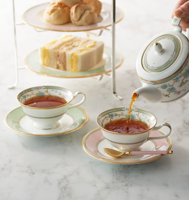 Chén trà (tách trà) dáng loe dung tích 220ml kèm đĩa lót màu xanh lá sứ xương Nhật Bản | Noritake Yoshino 9983J - Y59587