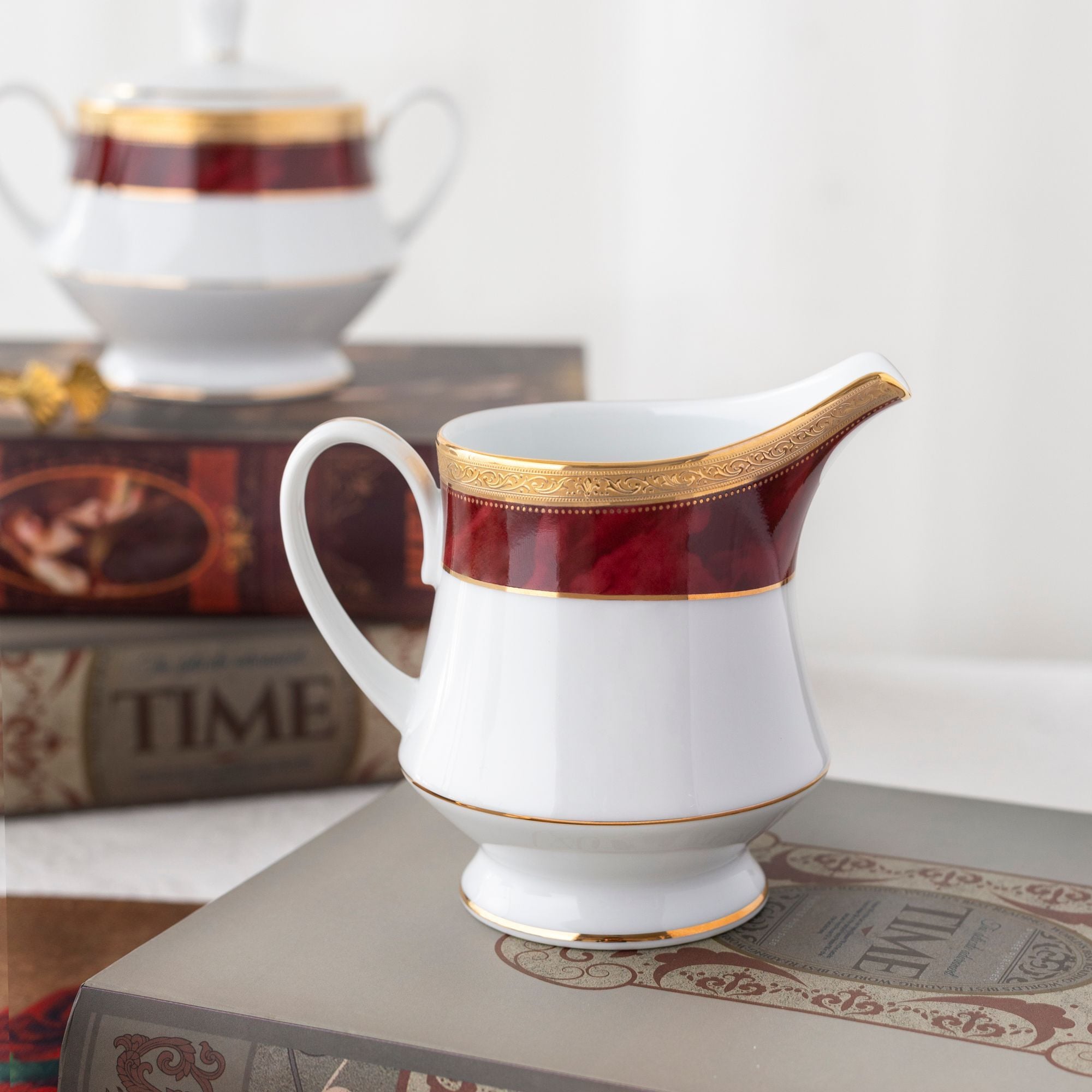 Bộ ấm chén uống trà (ấm 1.200ml, chén 230ml) (đỏ - Ruby) 15 món sứ trắng | Noritake Majestic Burgun M-166L - T017A