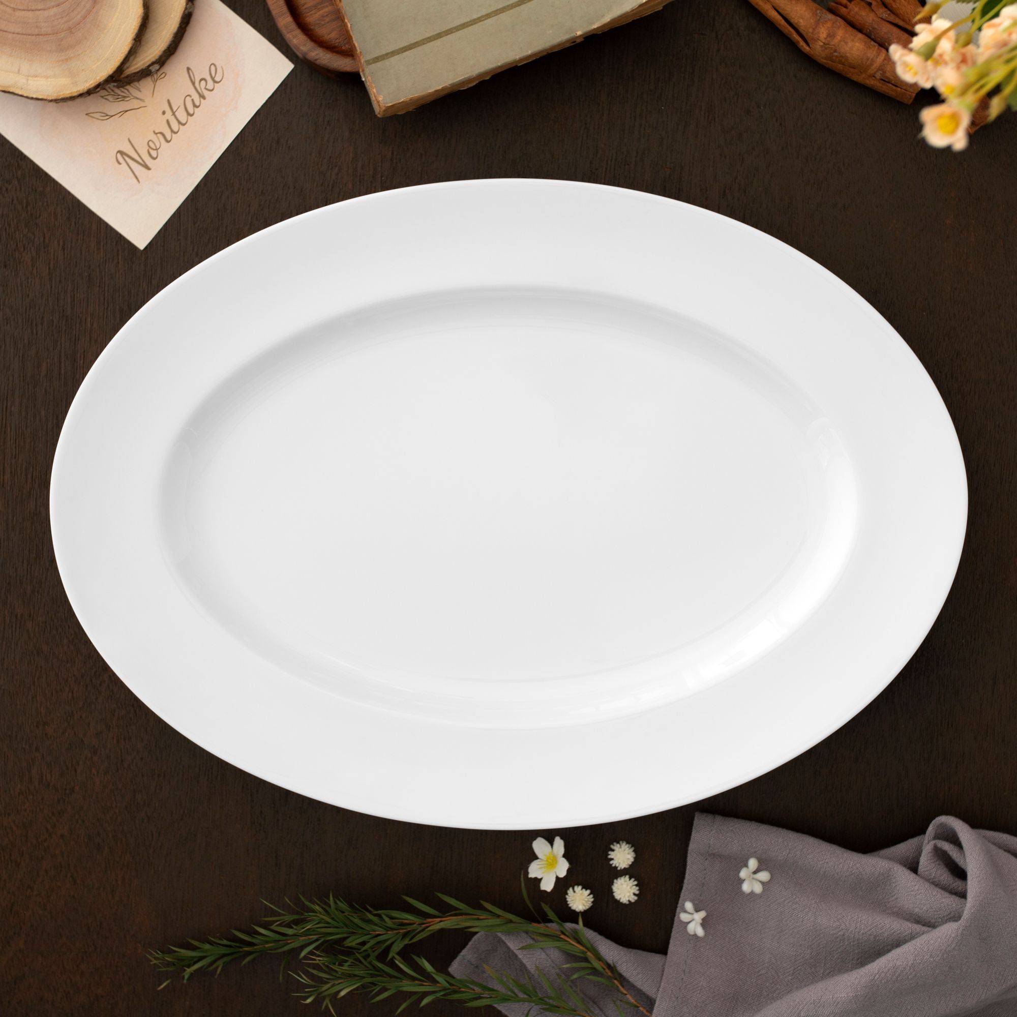 Đĩa Oval cỡ vừa (MD) dài 36,8cm sứ xương | Noritake Plain White 4833L - 97244