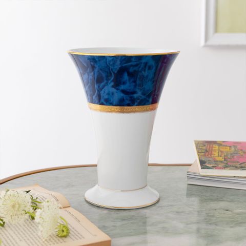  Bình hoa (lọ hoa) trang trí cổ loe cao 23,3cm (xanh lam - Sapphire) sứ trắng | Noritake Majestic Blue M-165L - T91825K 