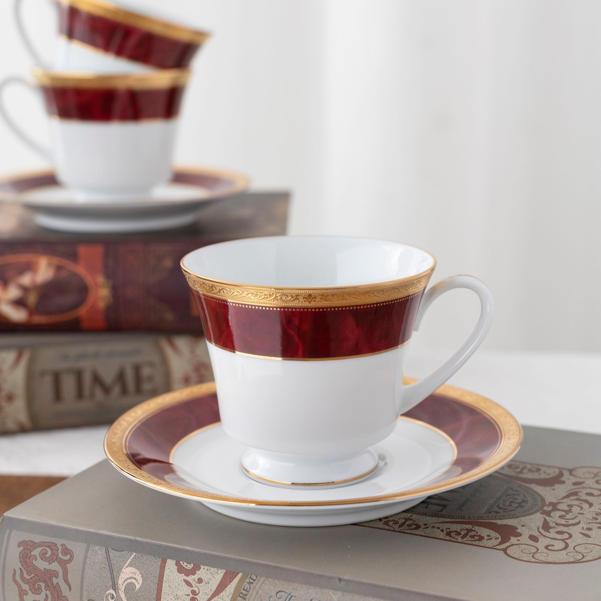 Bộ ấm chén uống trà (ấm 1.200ml, chén 230ml) (đỏ - Ruby) 15 món sứ trắng | Noritake Majestic Burgun M-166L - T017A