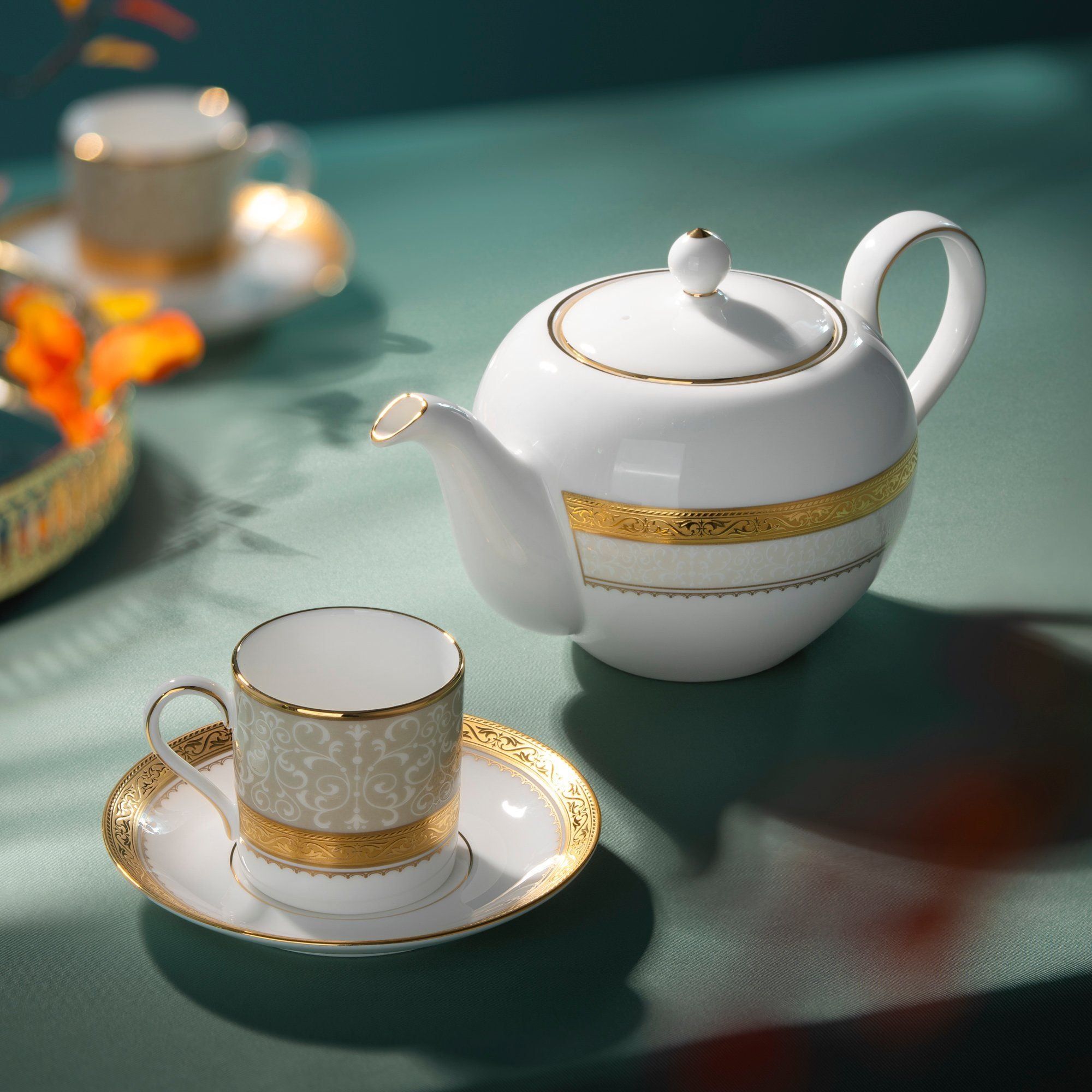 Bộ ấm chén uống trà nhỏ (ấm 650ml, chén 90ml) 13 món sứ xương | Noritake Odessa Gold 4874L - T014S