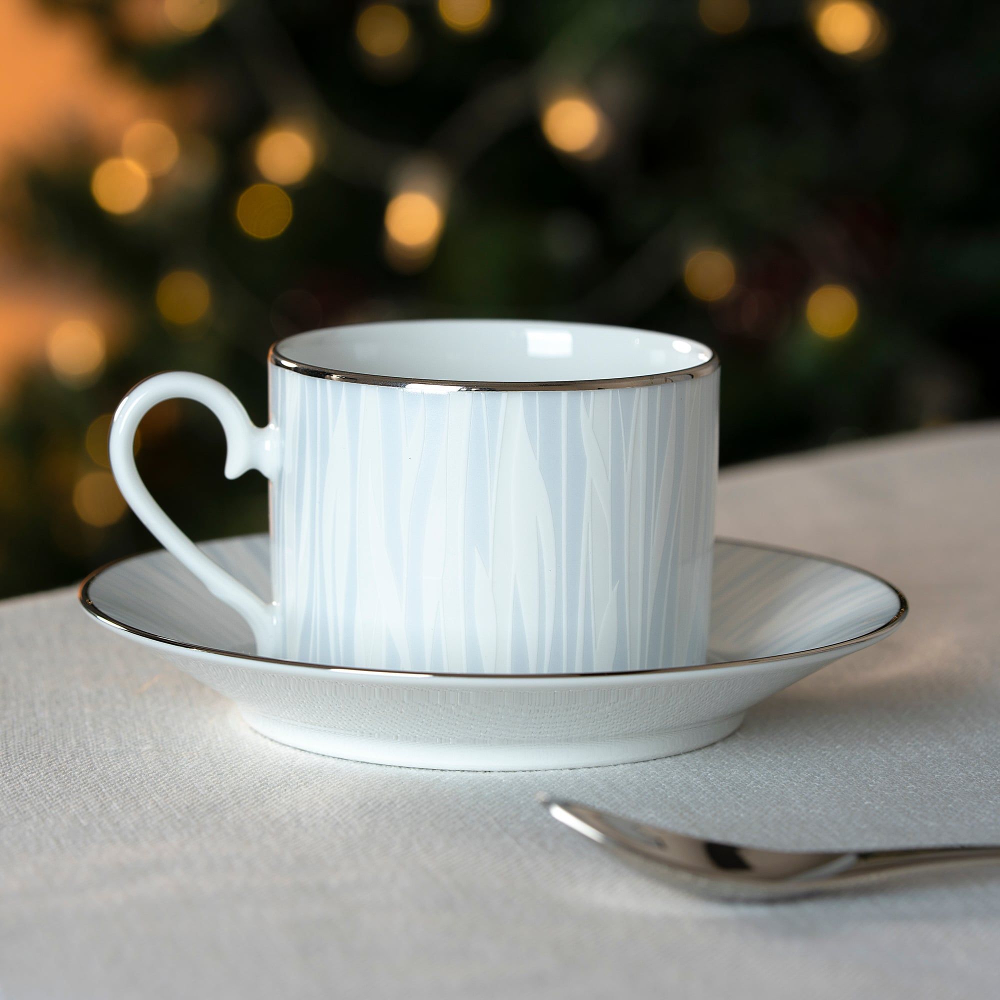 Bộ ấm chén uống trà (ấm 1.500ml, chén 240ml) 15 món sứ trắng | Noritake Glacier Platinum 1702L - T017A