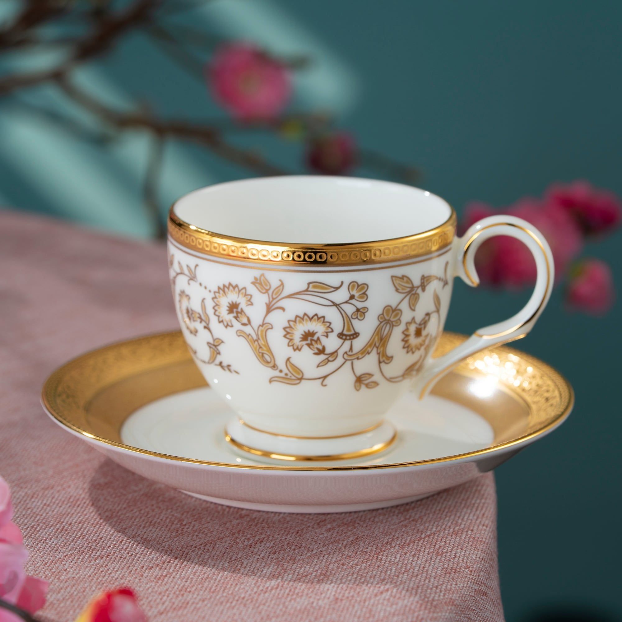 Bộ ấm chén uống trà nhỏ (ấm 650ml, chén 105ml) 13 món sứ xương | Noritake Summit Gold 4912L - T014S