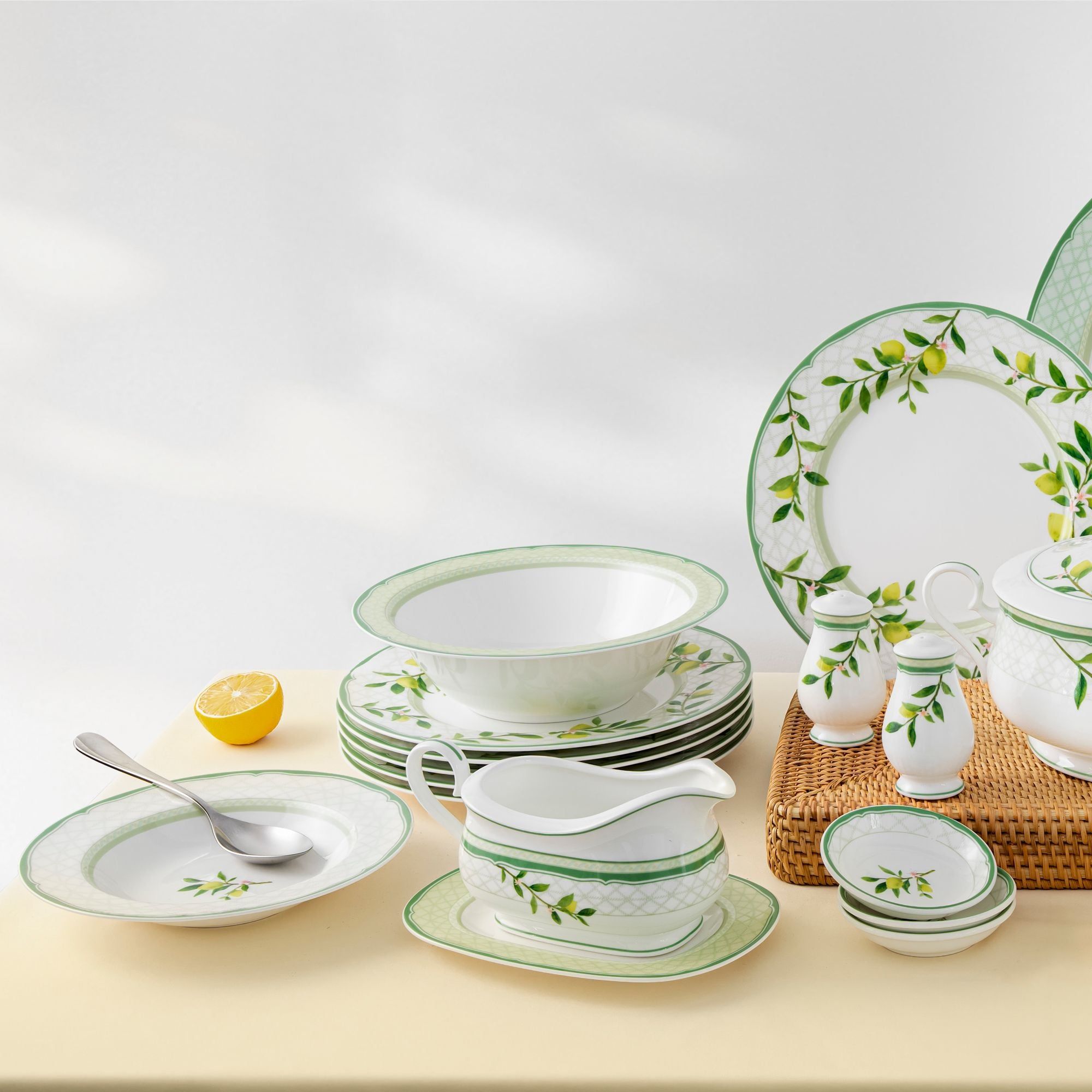 Bộ đĩa ăn kiểu Âu 22 món (cho 6 người) sứ xương | Noritake Sorrento Breeze 4990L - D024AN