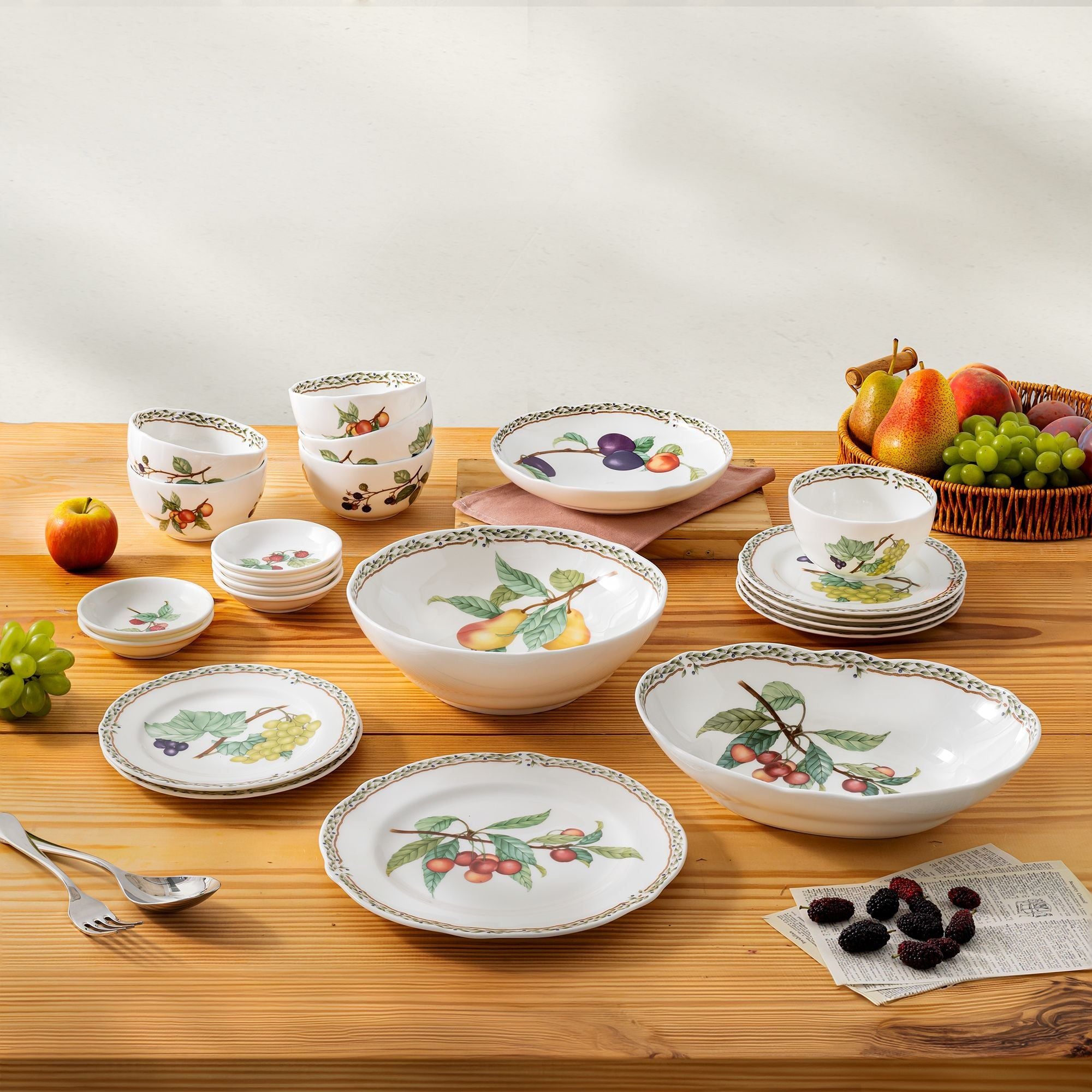 Bộ bát đĩa ăn châu Á cơ bản 22 món (cho 6 người) sứ xương | Noritake Orchard Garden 4911L - D022AN