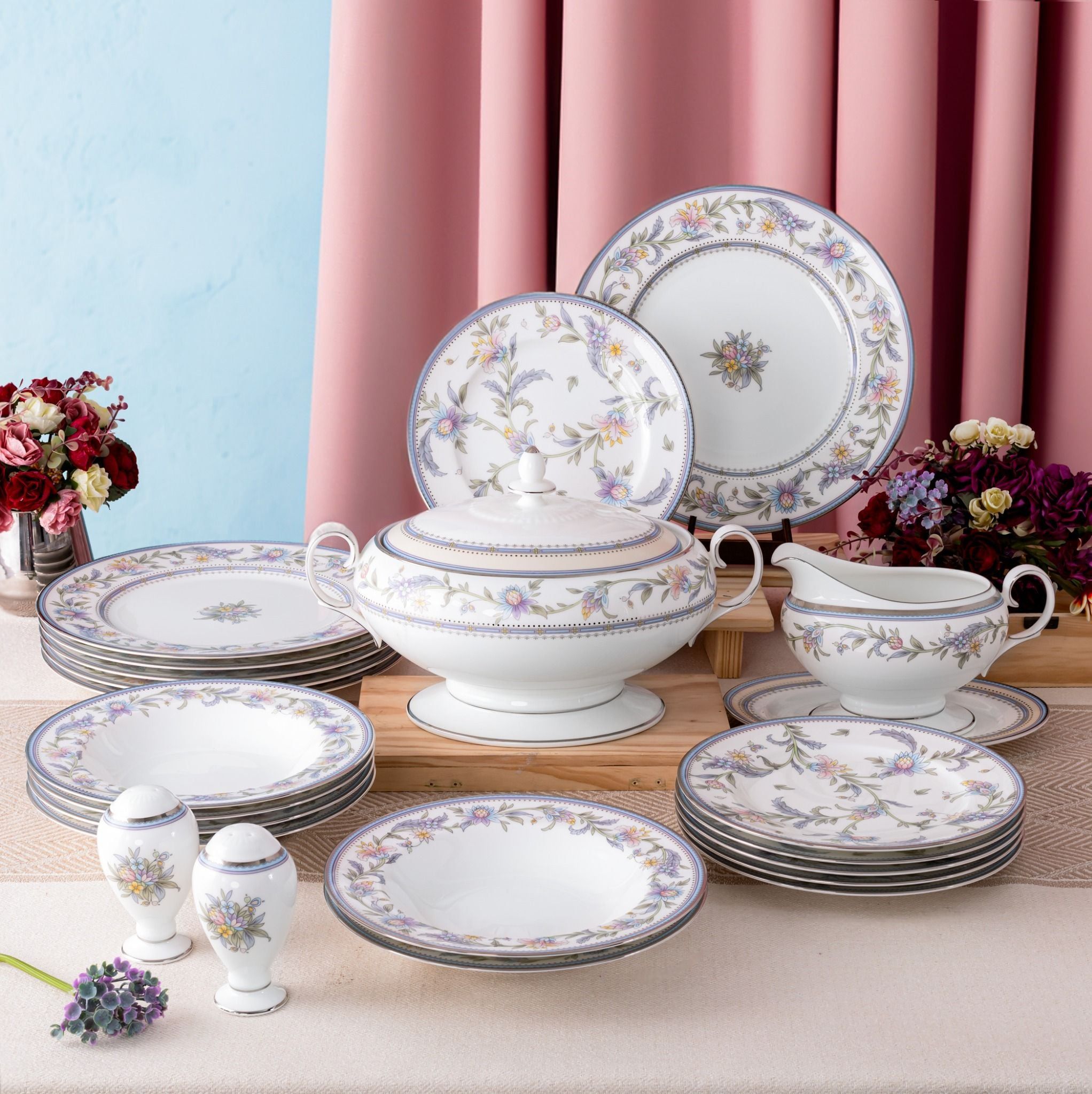 Bộ đĩa ăn kiểu Âu 22 món (cho 6 người) sứ xương | Noritake Jardin Fleuri 4910L - D024AN