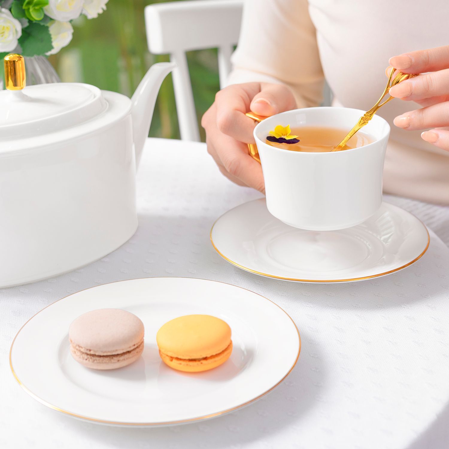 Bộ ấm chén uống trà (ấm 1.280ml, chén 240ml) 15 món sứ xương | Noritake Accompanist 4886L - T017A