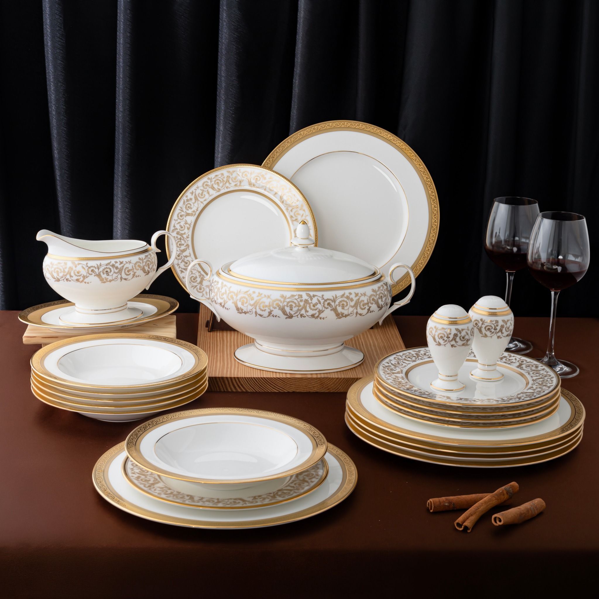 Bộ đĩa ăn kiểu Âu 22 món (cho 6 người) sứ xương | Noritake Summit Gold 4912L - D024AN