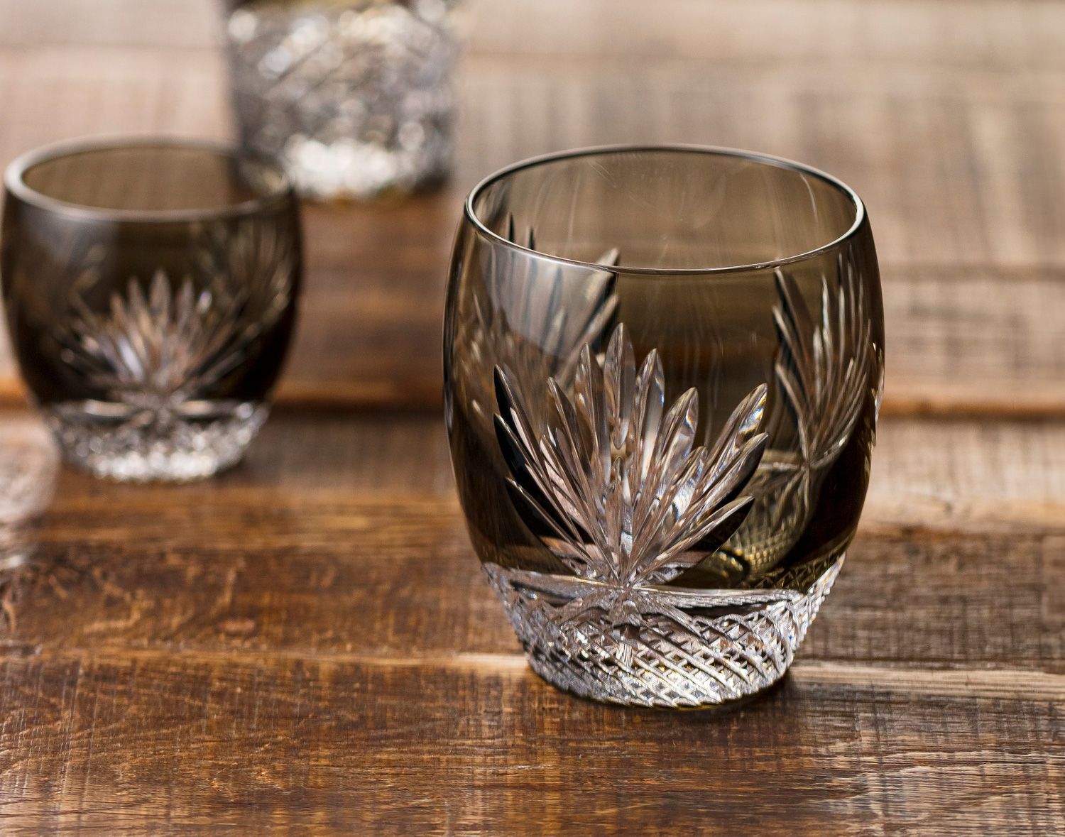 Ly pha lê rock glass Edo Kiriko "Dutchmans' Pipe" dung tích 240ml màu trà | Kagami Crystal T727 - 2763-BLK