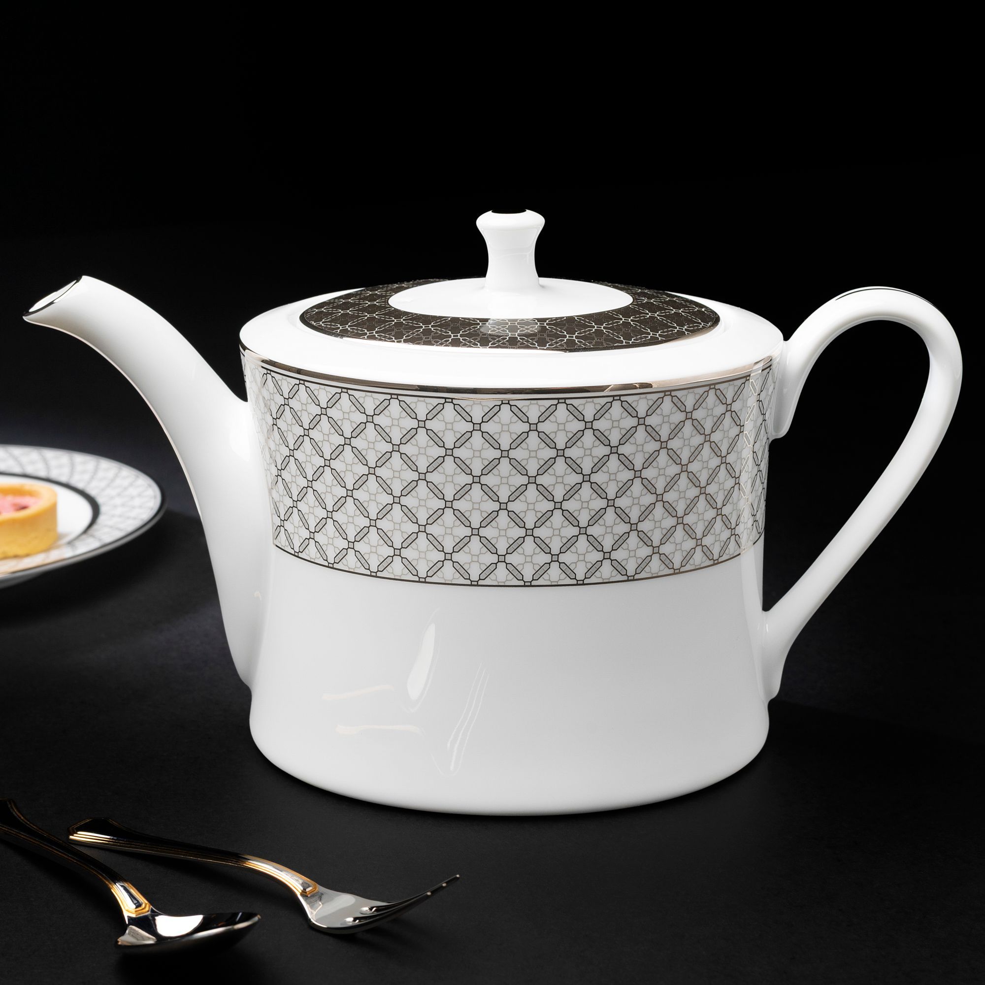 Bộ ấm chén uống trà (ấm 1.500ml, chén 250ml) 15 món sứ trắng | Noritake City Table 1788L - T017A