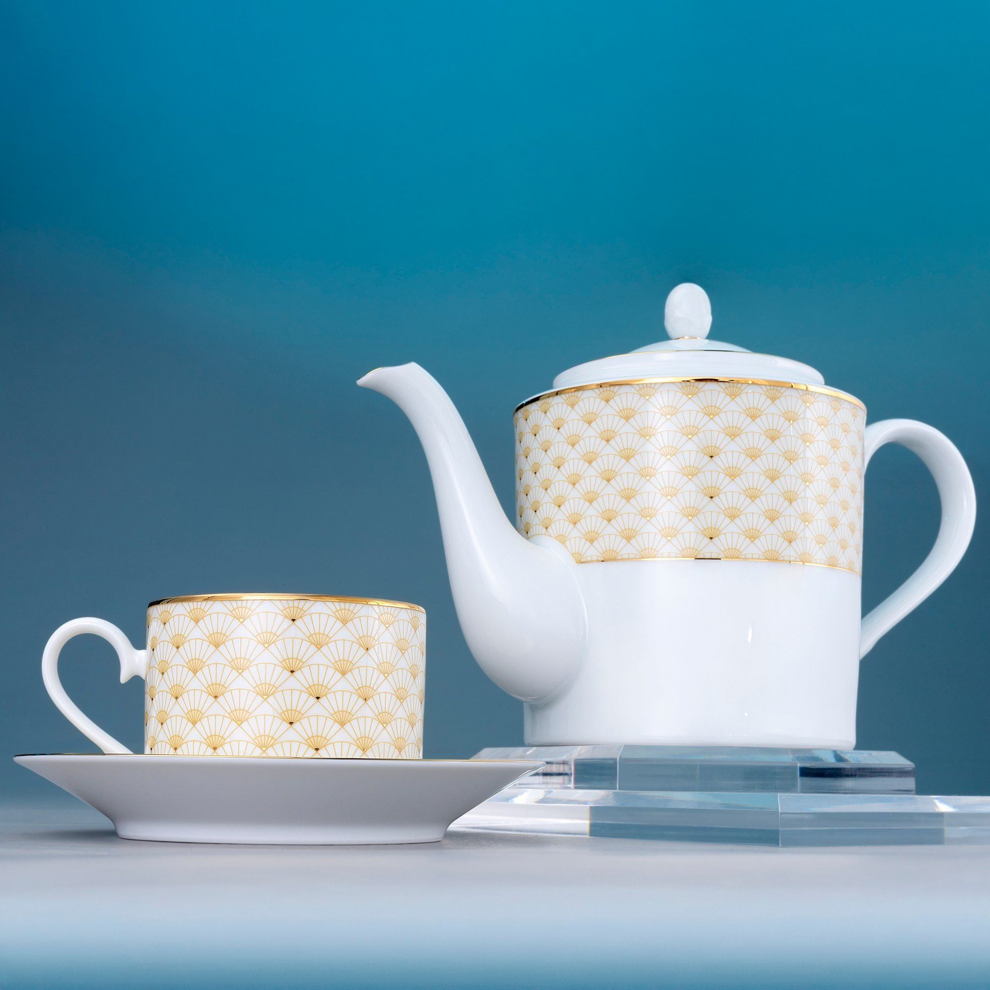 Chén (tách) trà dung tích 240ml kèm đĩa lót sứ trắng | Noritake Trocadero Gold 1787L - T91089