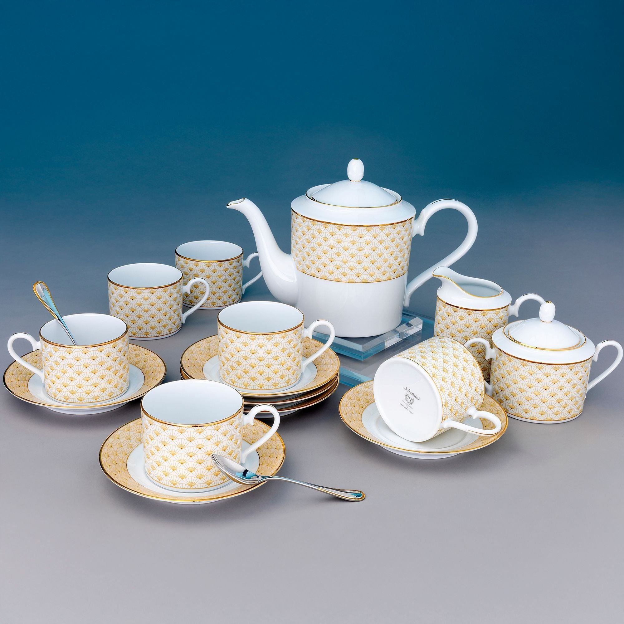Bộ ấm chén uống trà (ấm 1.500ml, chén 240ml) 15 món sứ trắng | Noritake Trocadero Gold 1787L - T017A