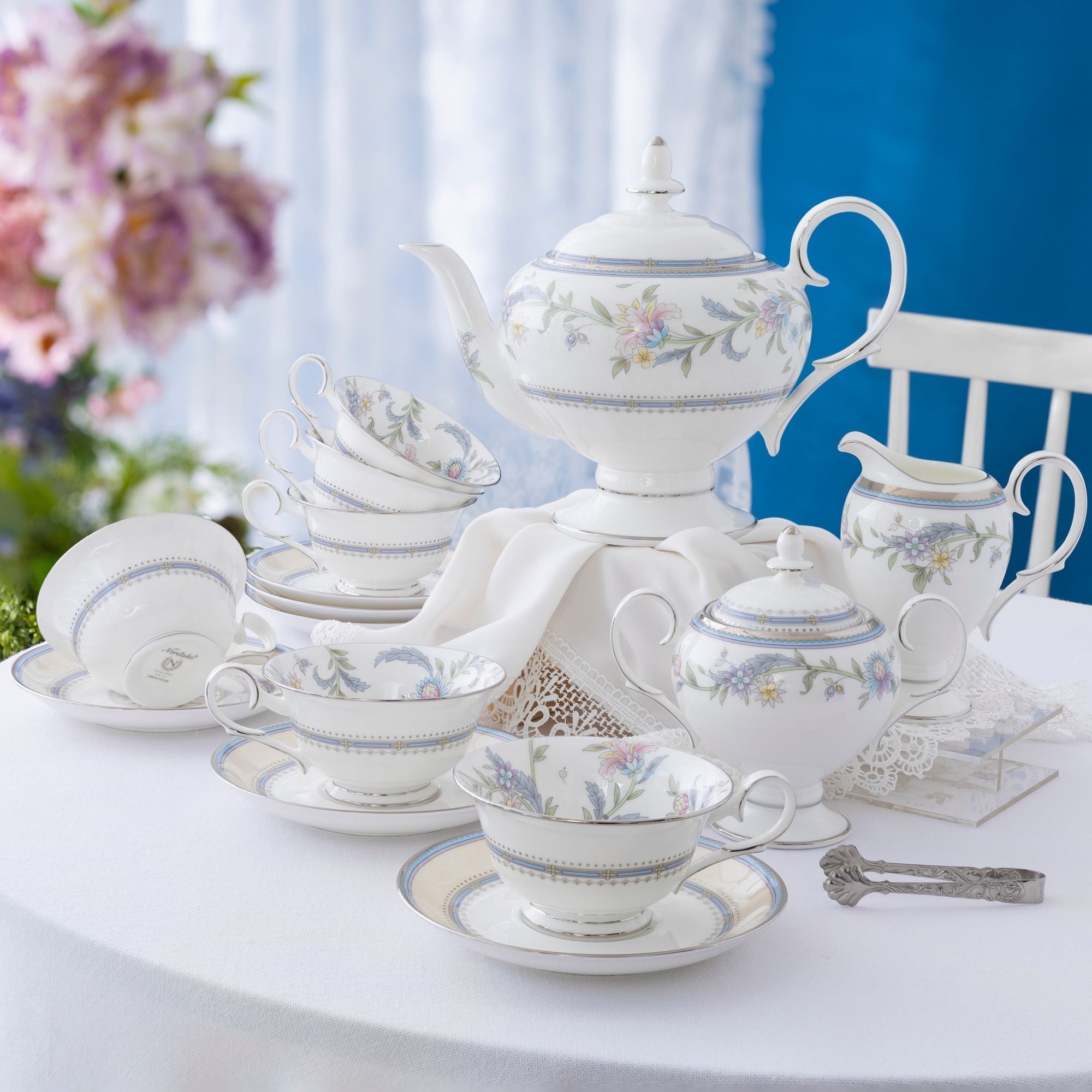 Bộ ấm chén uống trà (ấm 1.050ml, chén 215ml) 15 món sứ xương | Noritake Jardin Fleuri 4910L - T017A