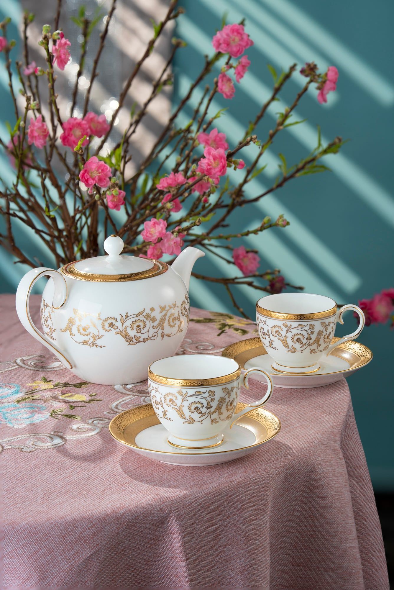 Bộ ấm chén uống trà nhỏ (ấm 650ml, chén 105ml) 13 món sứ xương | Noritake Summit Gold 4912L - T014S