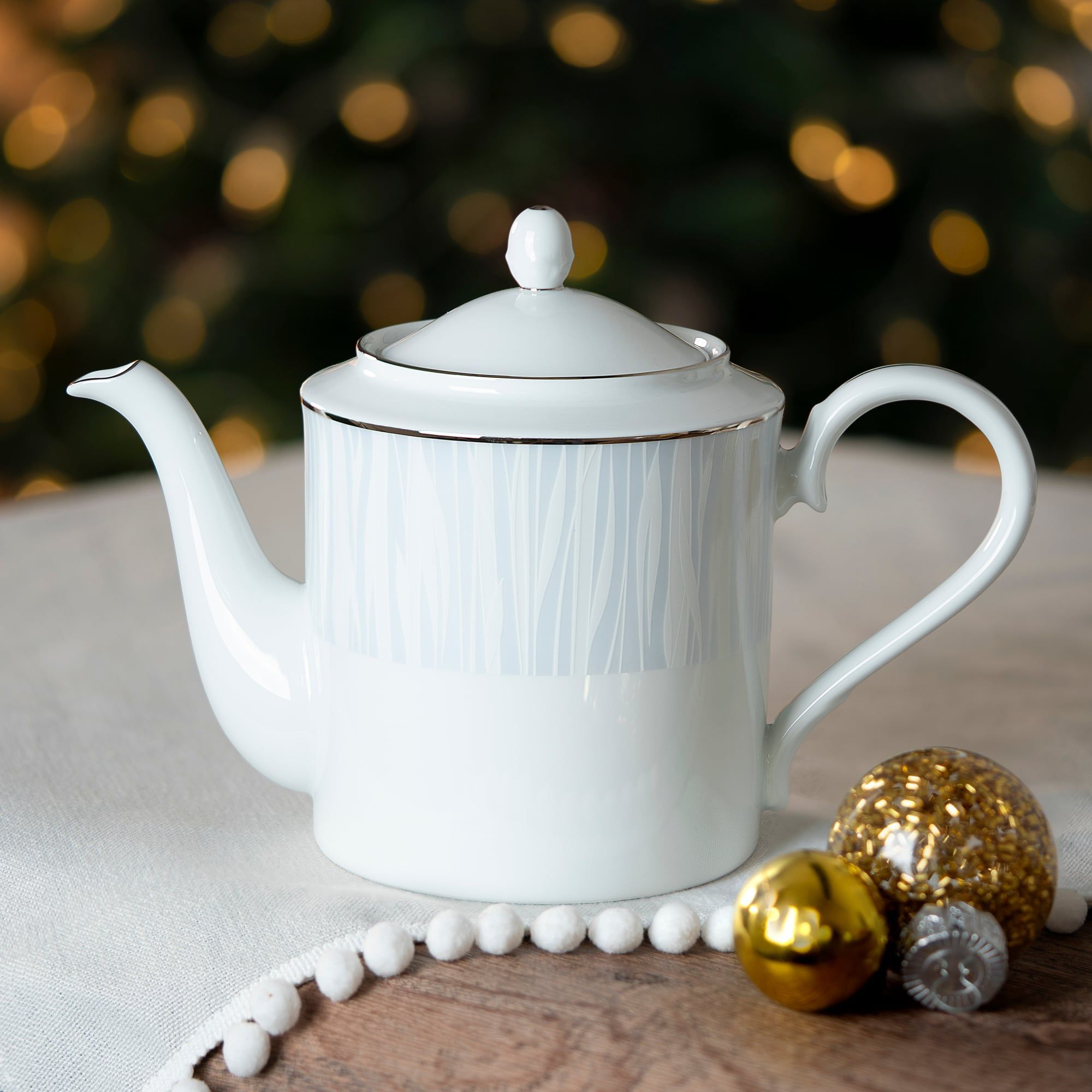 Bộ ấm chén uống trà (ấm 1.500ml, chén 240ml) 15 món sứ trắng | Noritake Glacier Platinum 1702L - T017A