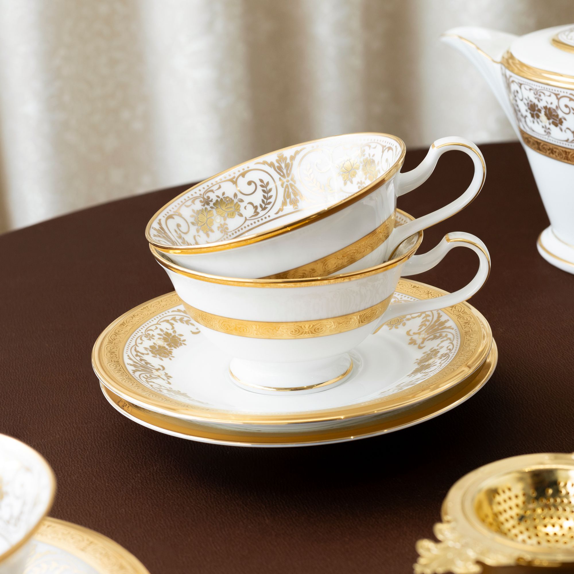 Bộ ấm chén trà (ấm 1.440ml, chén loe 220ml) 13 món sứ xương Nhật Bản | Noritake Georgian Palace 4858J - T014L