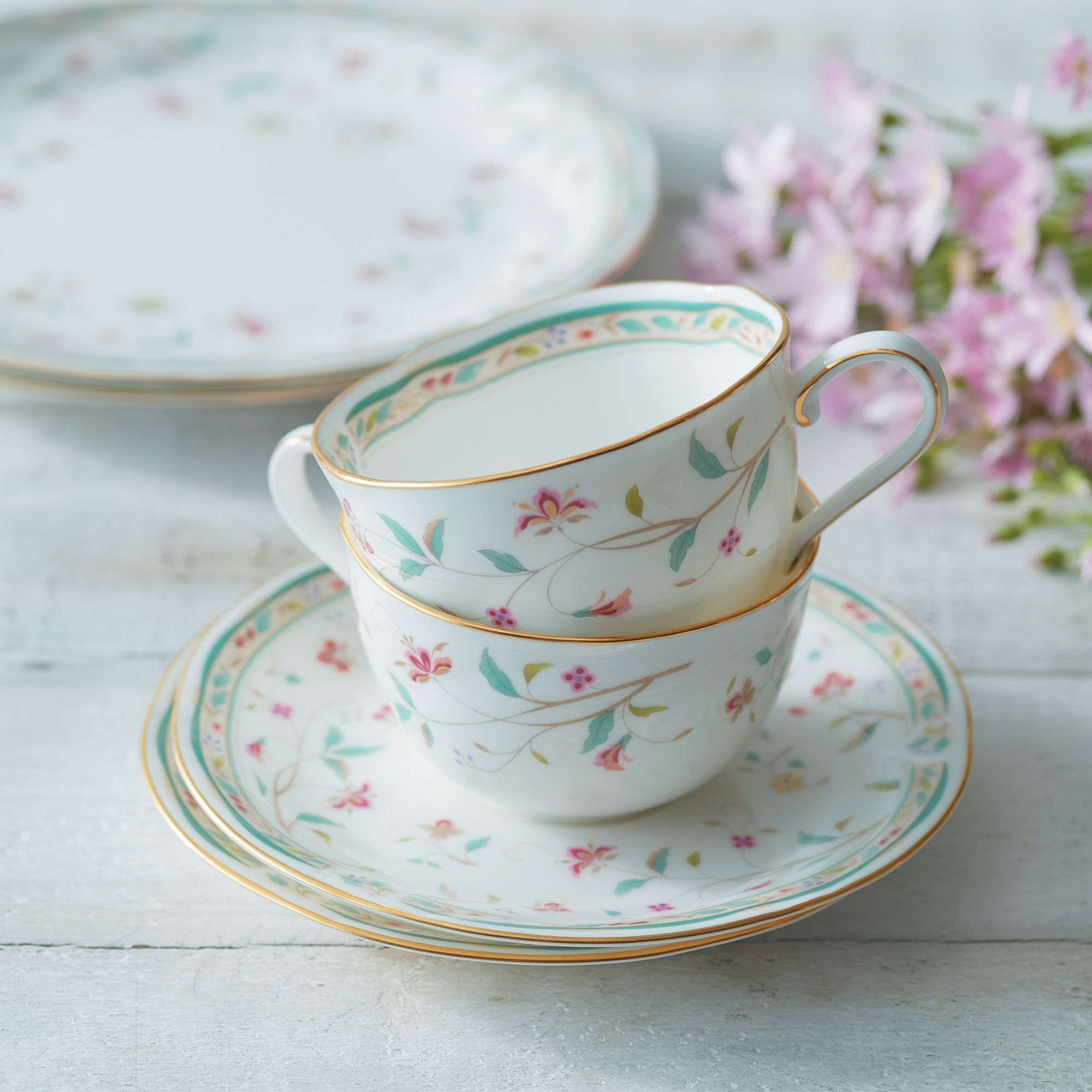 Bộ ấm chén uống trà nhỏ (ấm 520ml, chén 225ml) 13 món sứ xương | Noritake Hana Sarasa 4409L - T014S