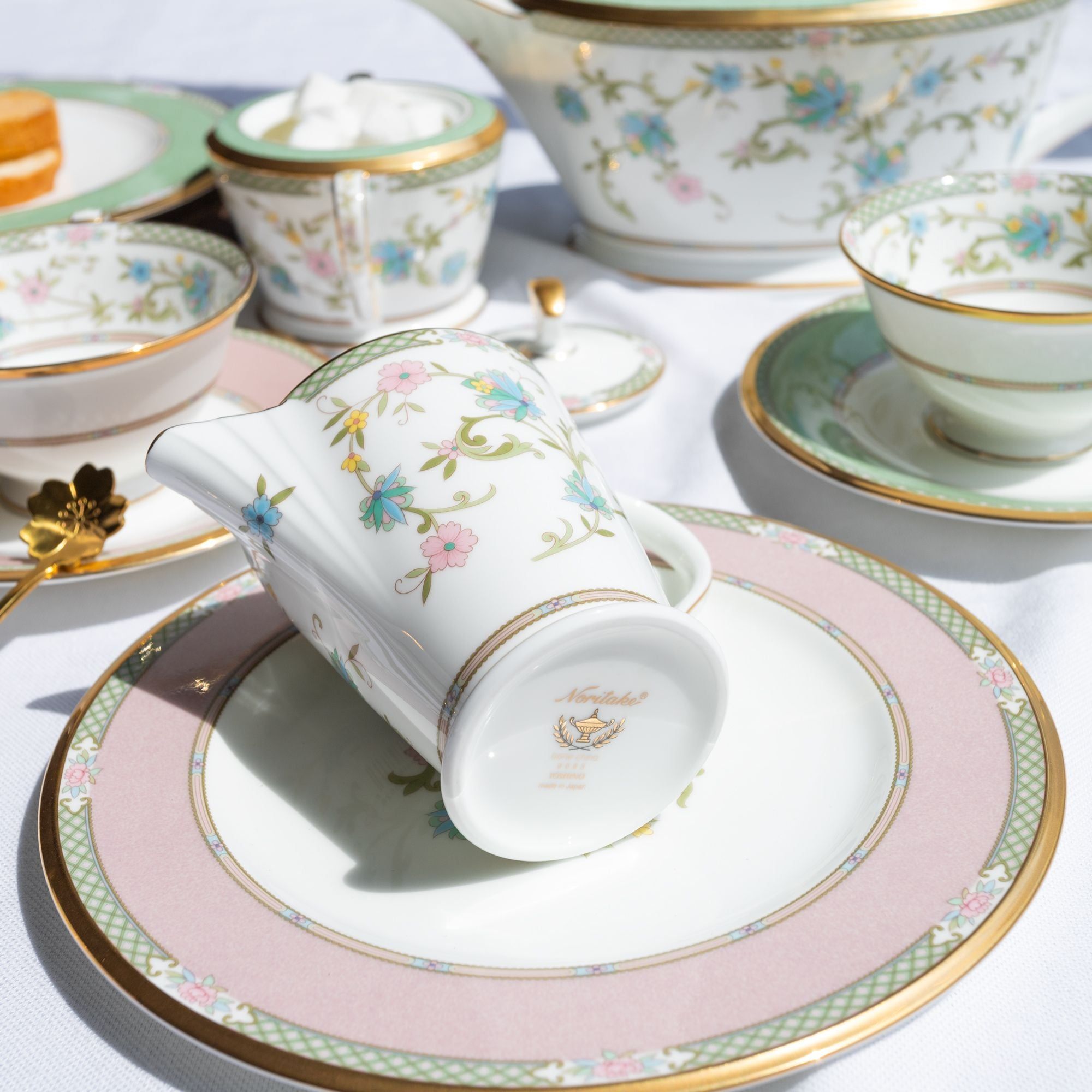 Bình (hũ) đựng sữa dung tích 290ml sứ xương Nhật Bản | Noritake Yoshino 9983J - 59528