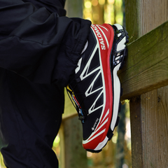 Giày Thể Thao Unisex Salomon XT-6 GTX Black/ Flame Scarlet/ Vanilla Ice L47974900