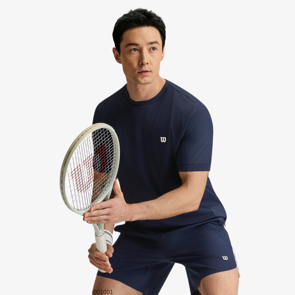 Áo Thun Nam Wilson Daily Court Tee Classic Navy WM20039U001001