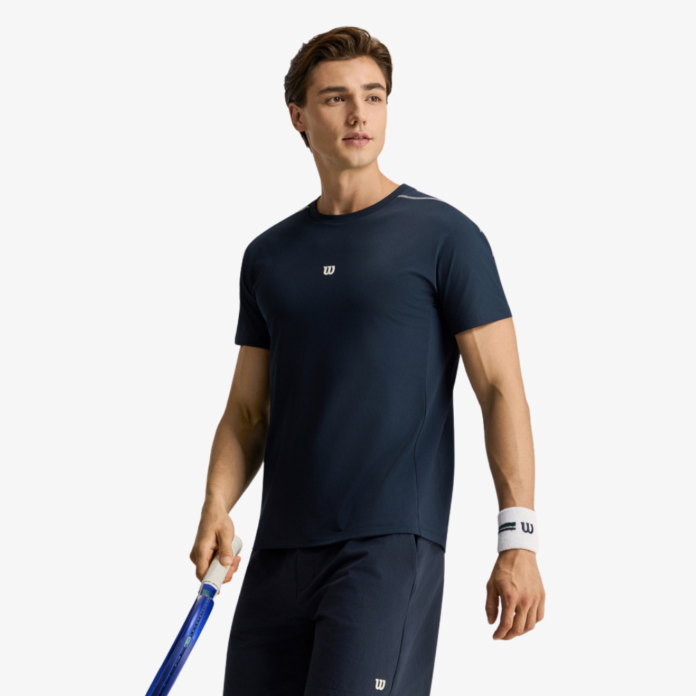 Áo Thun Nam Wilson Daily Court Tee V2 Classic Navy WM20086U001001