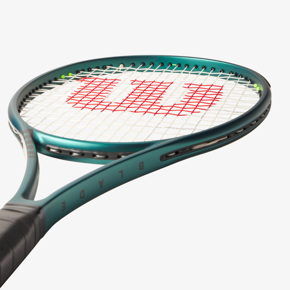Vợt Tennis Wilson Blade 98 (18x20) V9 FRM WR149911U