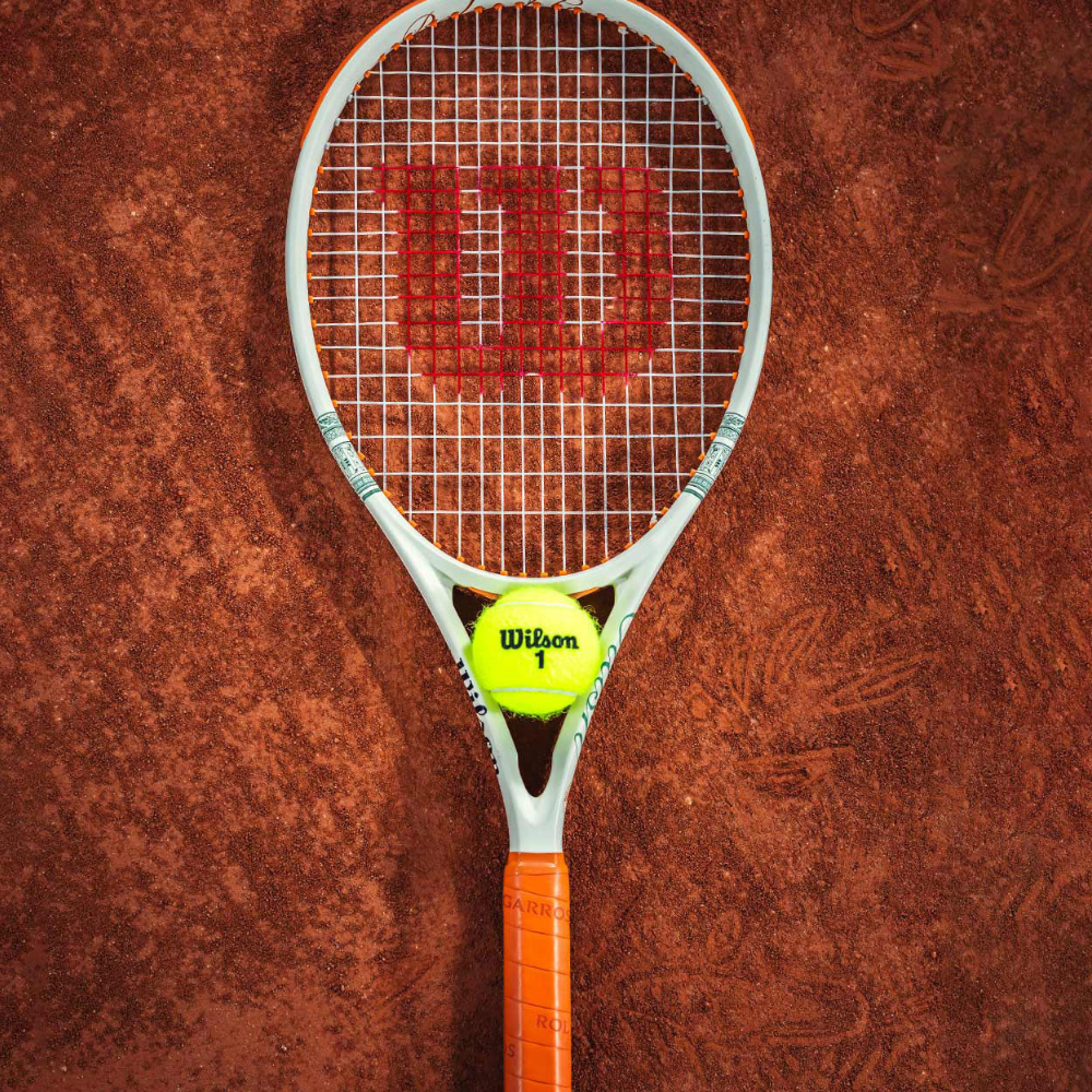 Vợt Tennis Wilson Pro Staff 97L V14 Roland Garros 2026 Chưa Căng Dây WR209011U2