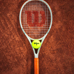 Vợt Tennis Wilson Pro Staff 97L V14 Roland Garros 2026 Chưa Căng Dây WR209011U2