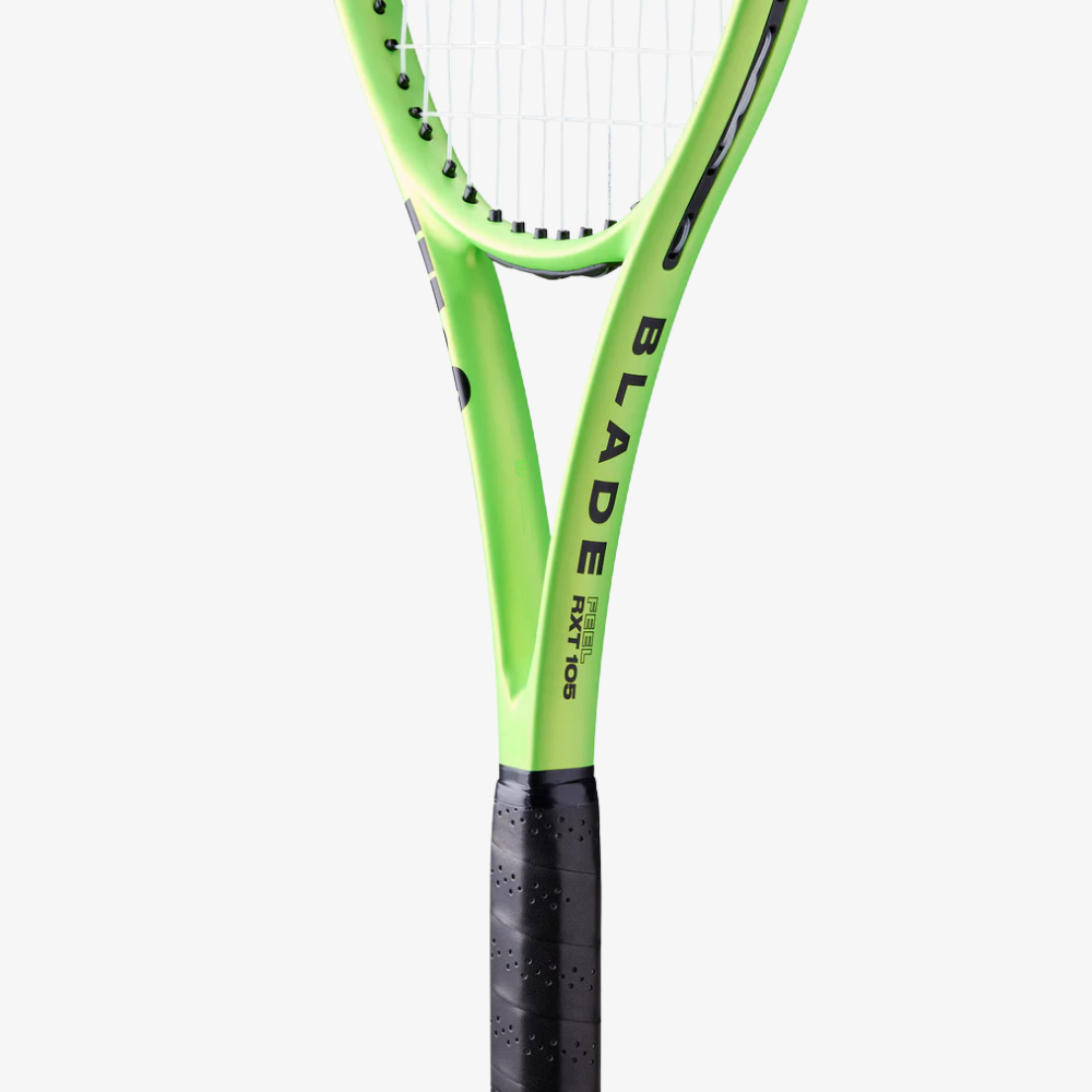 Vợt Tennis Wilson Blade Feel RXT 105 Tennis Racket Đã Căng Dây WR197710U2