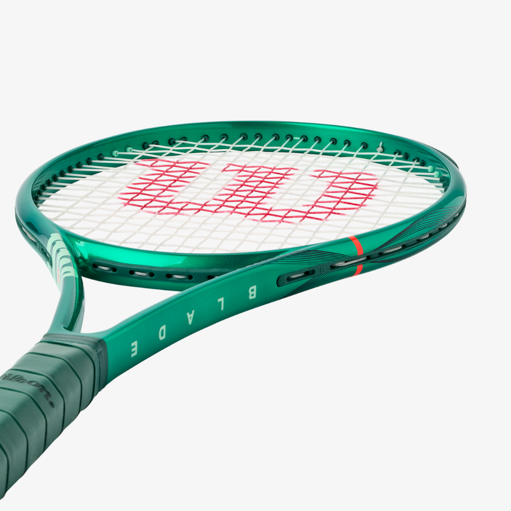 Vợt Tennis Wilson Blade 100L V10 WR208311U2