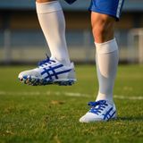  Giày Đá Bóng Bình Minh – Thế Hệ Mới | Nhẹ – Bền – Ôm Chân Chuẩn Sân Phủi 