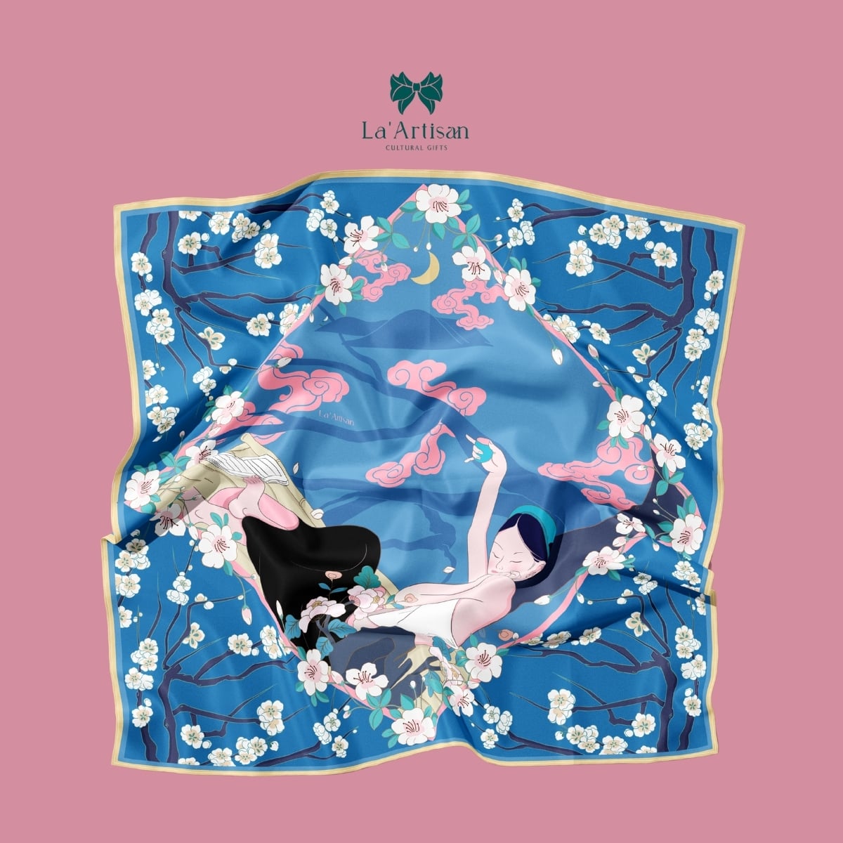 Khăn vuông họa tiết Hồ Xuân Hương