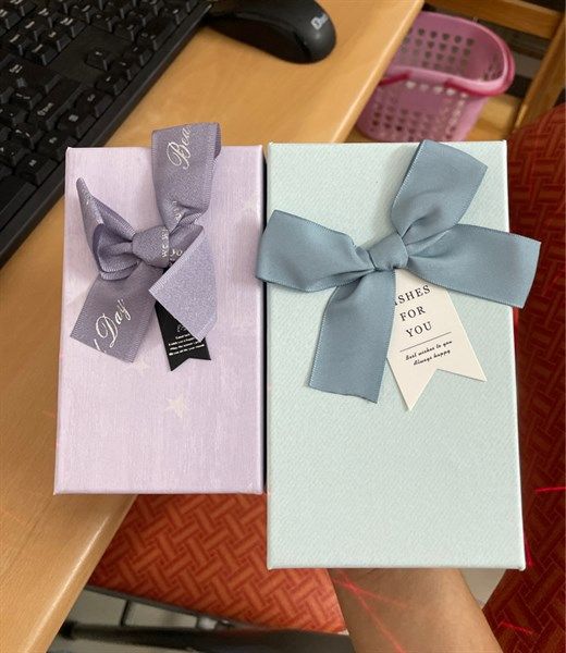 Hộp quà chữ nhật