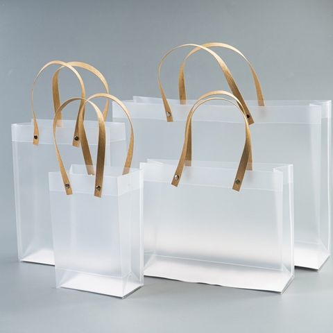 Túi Đựng Quà Nhựa PVC Mờ Trong Suốt Quai Cói Chống Thấm Nước